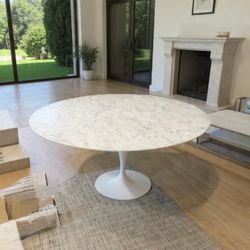 Round marble Dining table tulip