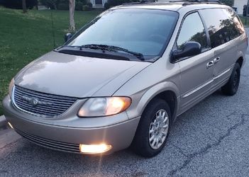 2002 Chrysler town and country