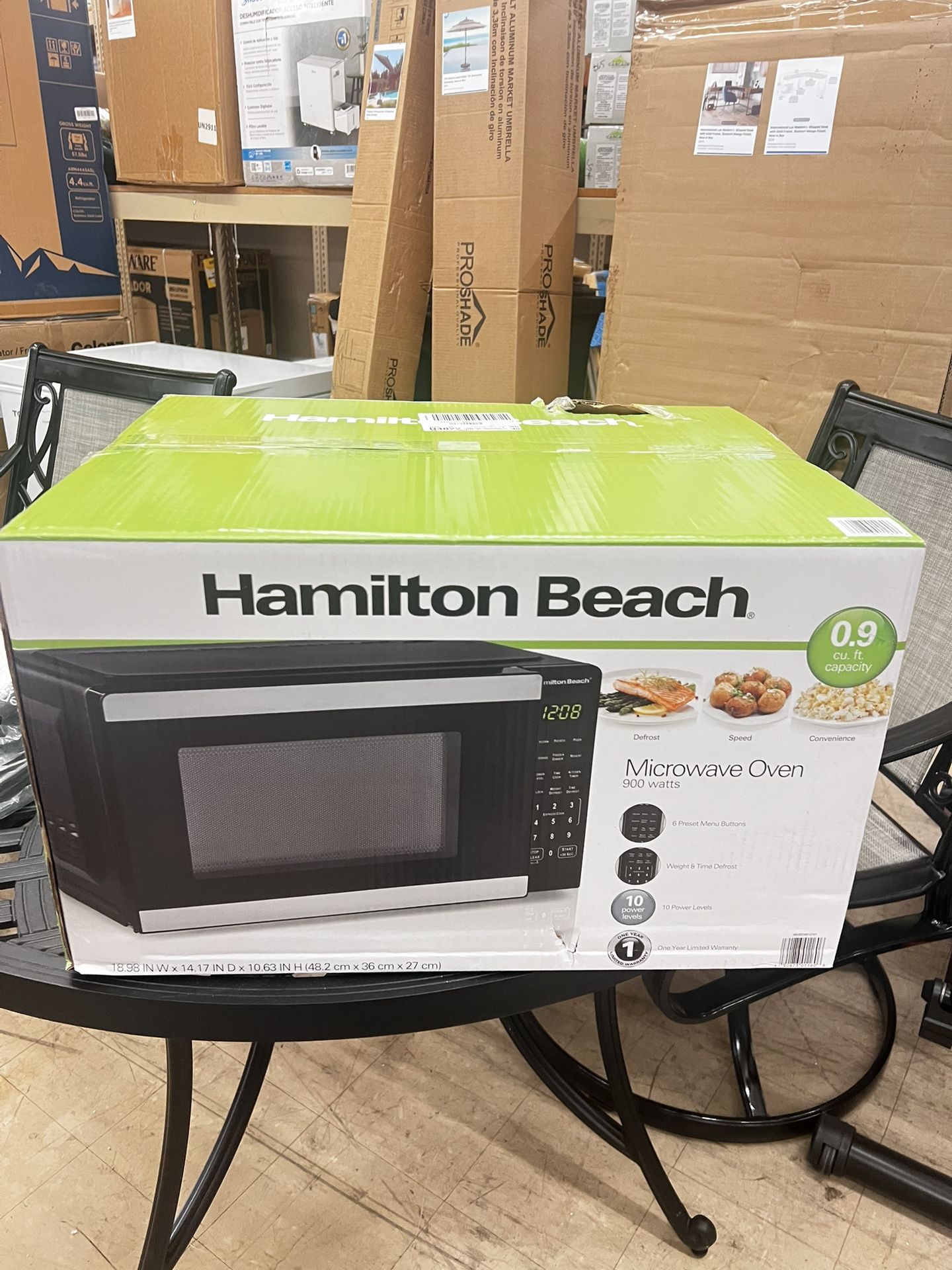 0.9 Cu ft Countertop Microwave Oven, 900 Watts, Stainless Steel, New in Box
