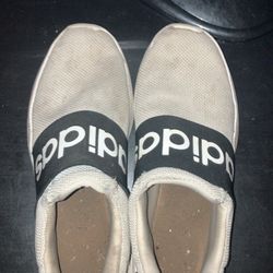 Adidas Sneakers