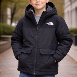The Northface Boys DRYVENT Winter Jacket Size L 14/16