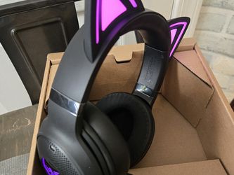RGB Kitty Wireless Headphones Razer Kraken Kitty V2 BT Wireless Headset in Black
