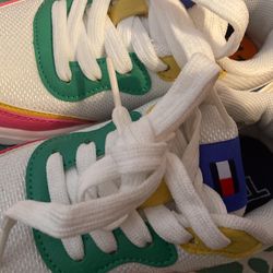 Tommy Hilfiger Size 11 Toddler 