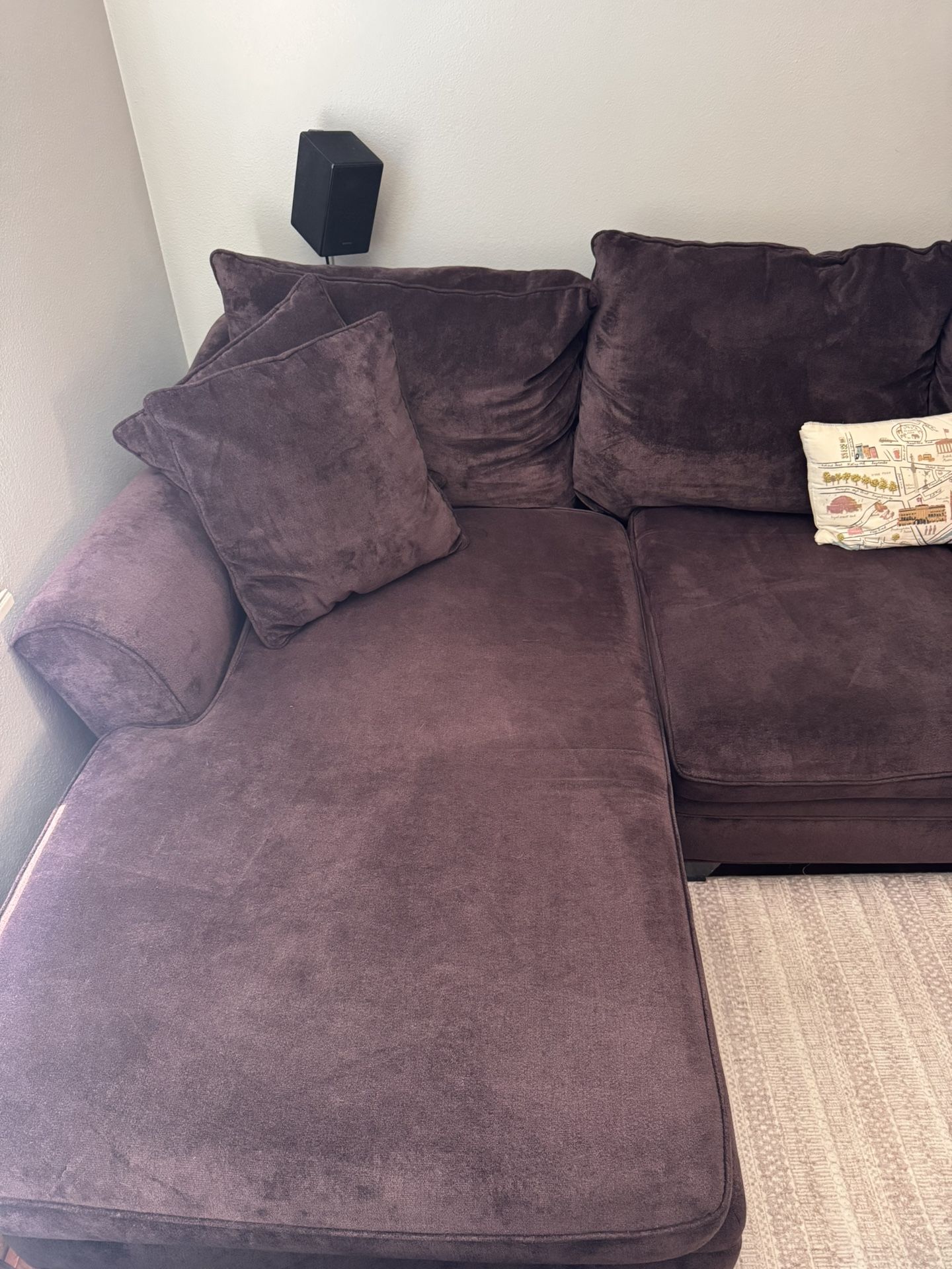 LAST DROP -Sectional Sofa / Couch With Chaise Lounge - Belleview III From Living Spaces