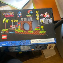 LEGO 21331 Ideas: Sonic the Hedgehog Green Hill Zone 