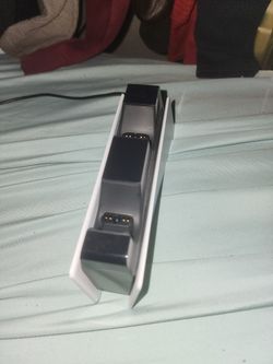 PS5 Controller Charging Station