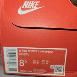 Nike Cortez