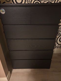 Black dresser