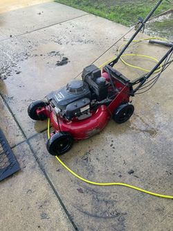 Ex mark Toro Heavy Duty Self Propelled Honda Engine Lawnmower.