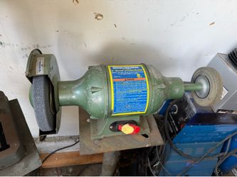 Central Machinery 8-inch Bench Grinder/Buffer