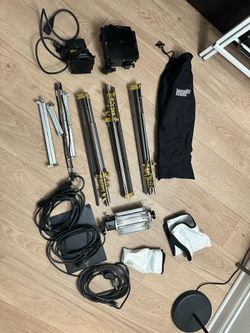 Lowel 4 light Kit