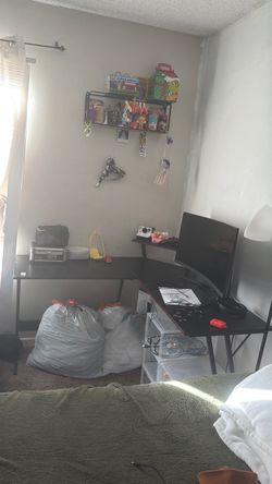 Gaming desk