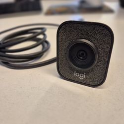 Logitech VU0054 StreamCam Premium Webcam for Streaming and Content Creation, Full HD 1080p 60 fps, Works with Microsoft Teams, Google Meet, Zoom, Nint