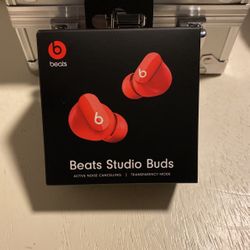 Beats Studio Buds 