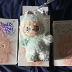 Big Into Energy Pop Mart Labubu 