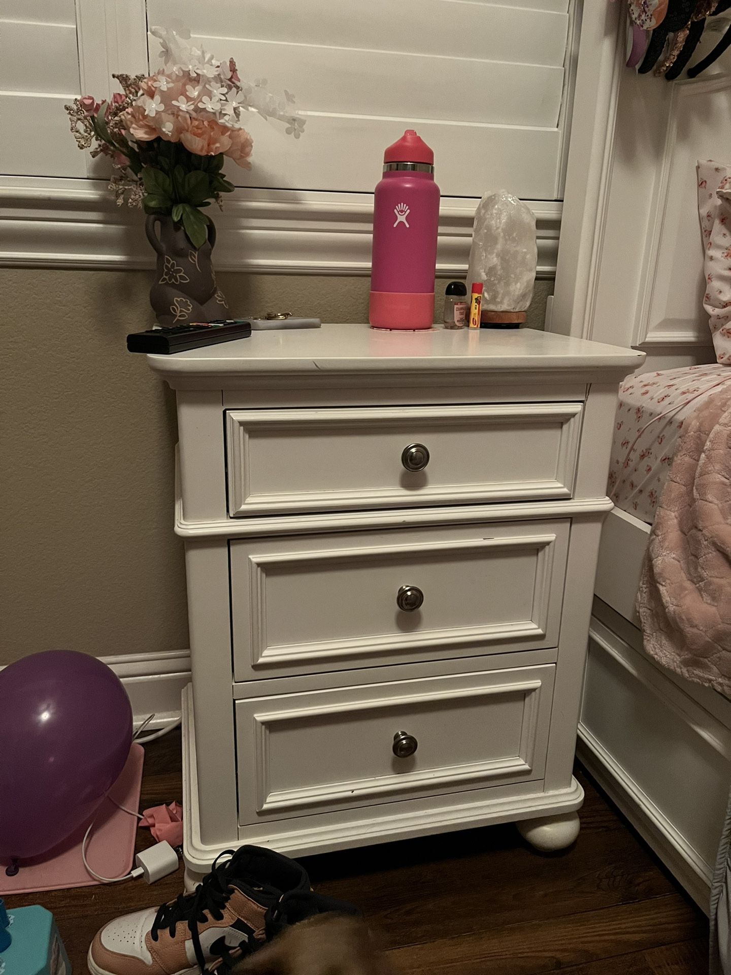 matching side table and dresser white