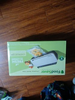 BRAND NEW FOODSAVER
