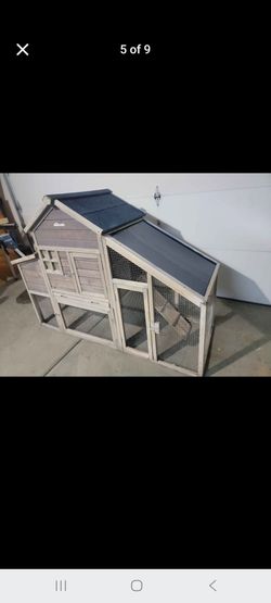 Chicken coop in great condition
