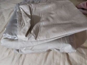 Queen bedsheets set