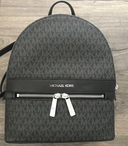 Michael Kors backpack 🎒 NEW