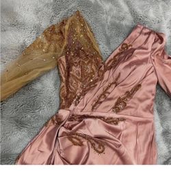 Gorgeous blush Pink and gold evening dress gown