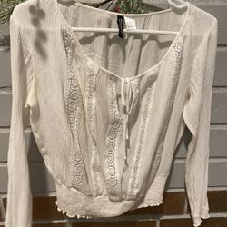 White Blouse XS-S Beautiful Cropped A Bot