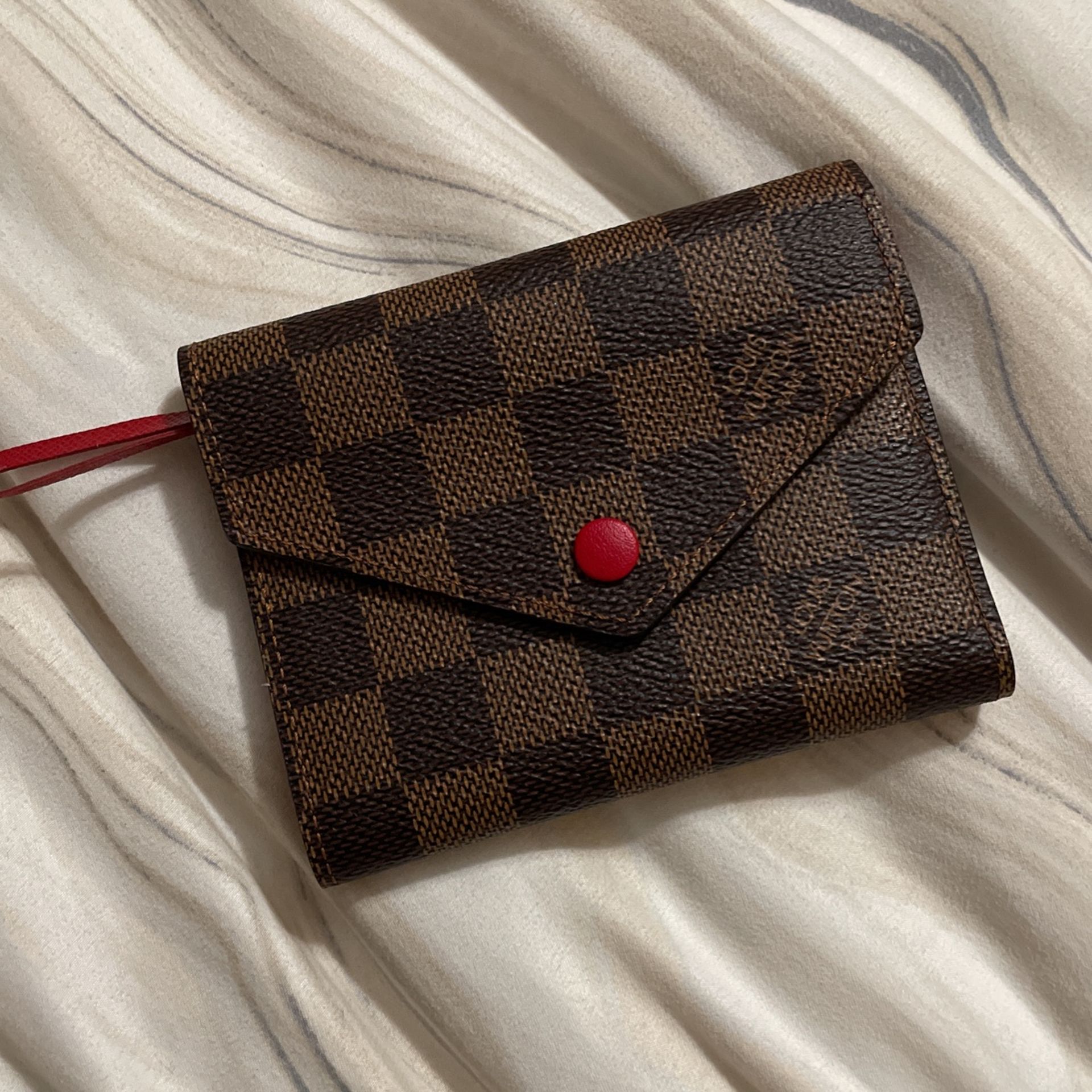 Louis Vuitton Womans Wallet