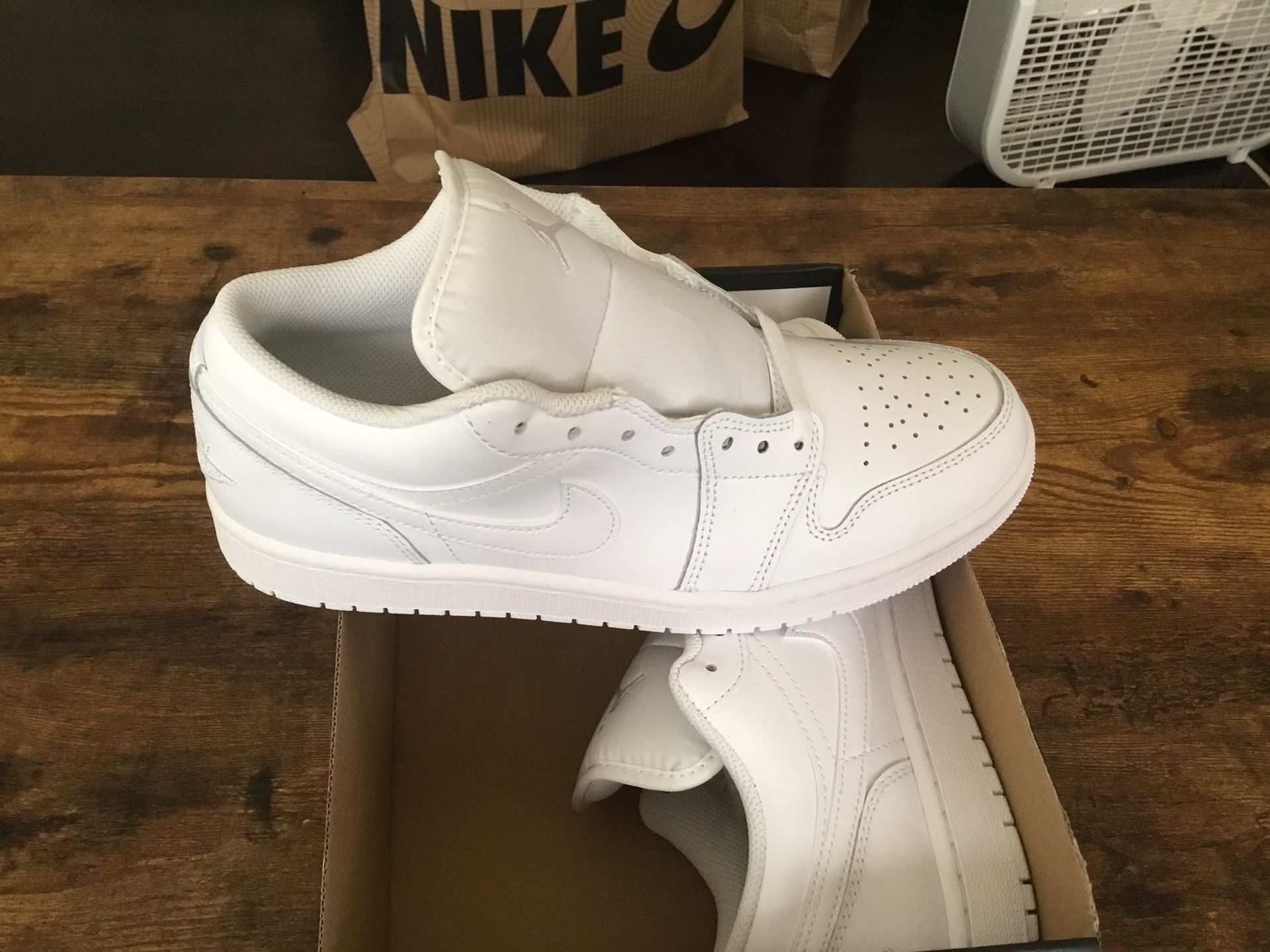 New Men's Air Jordan Low size