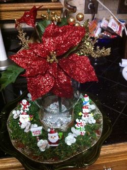 Handcrafted holiday centerpiece