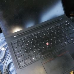 Lenovo Thinkpad X1 Carbon Gen9 