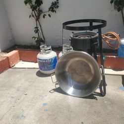 Base con caso para carnitas y 2 condos uno lleno