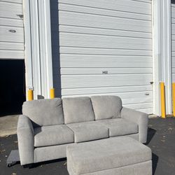 Ashley Avenal Couch And Ottoman