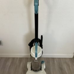 Black Decker Vacuum