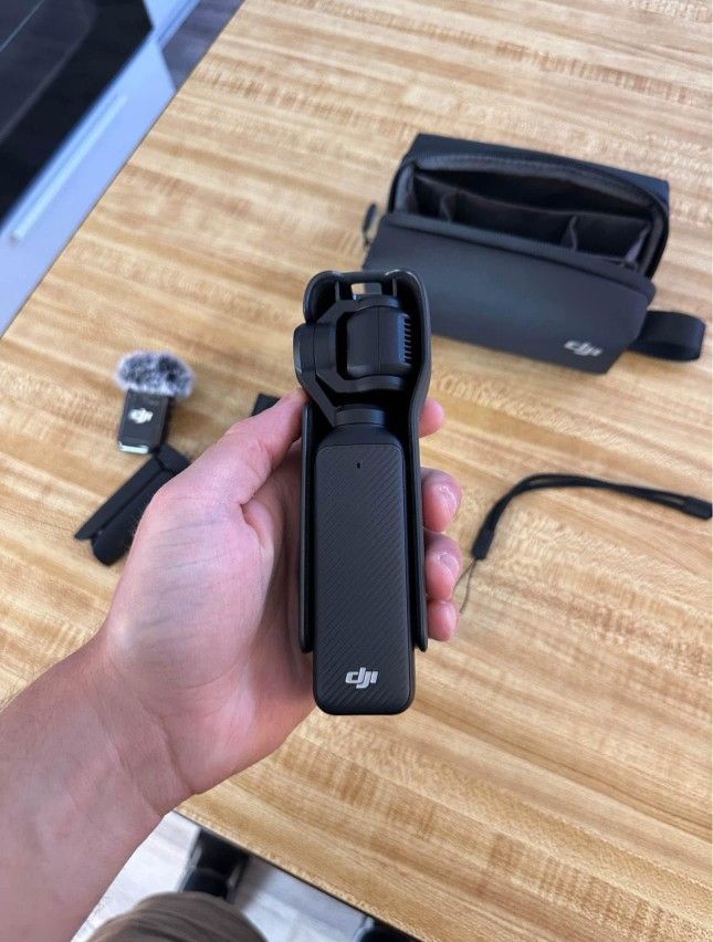 DJI Osmo Pocket 3 Creator Combo