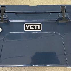 Yeti Tundra 45 Cooler 