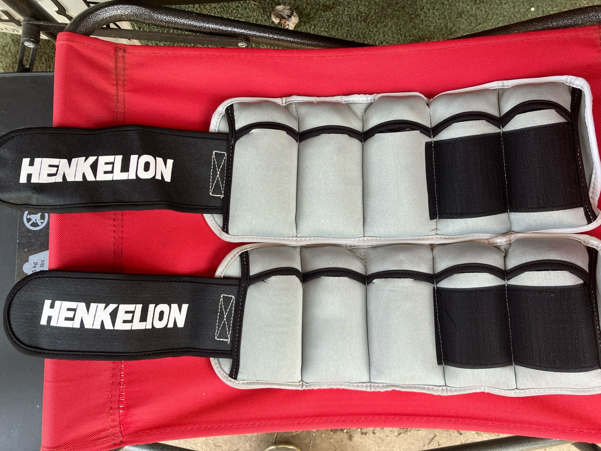 Wrist Or Ankle Weights (adjustable 1,2,3,4 Or 5 Lb)