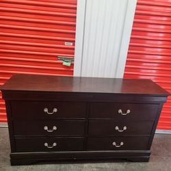 Dresser 6 drawers Coaster brown