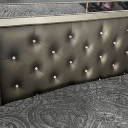 Queen Bed Frame 