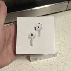 AirPod 4s