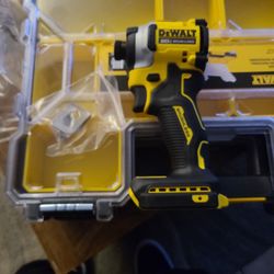 Dewalt Impact Drill DCF850