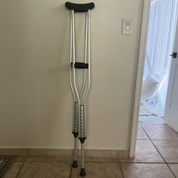 New Crutches for adults (5’2’’-5’10’’)