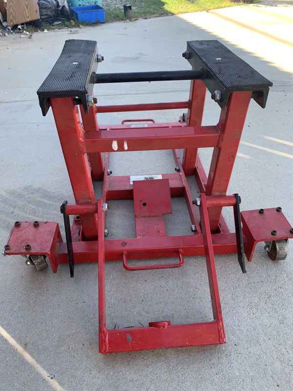 Motorcycle lift Jack , Hydraulic Bottle Jack Missing for Sale in Palmdale, CA OfferUp