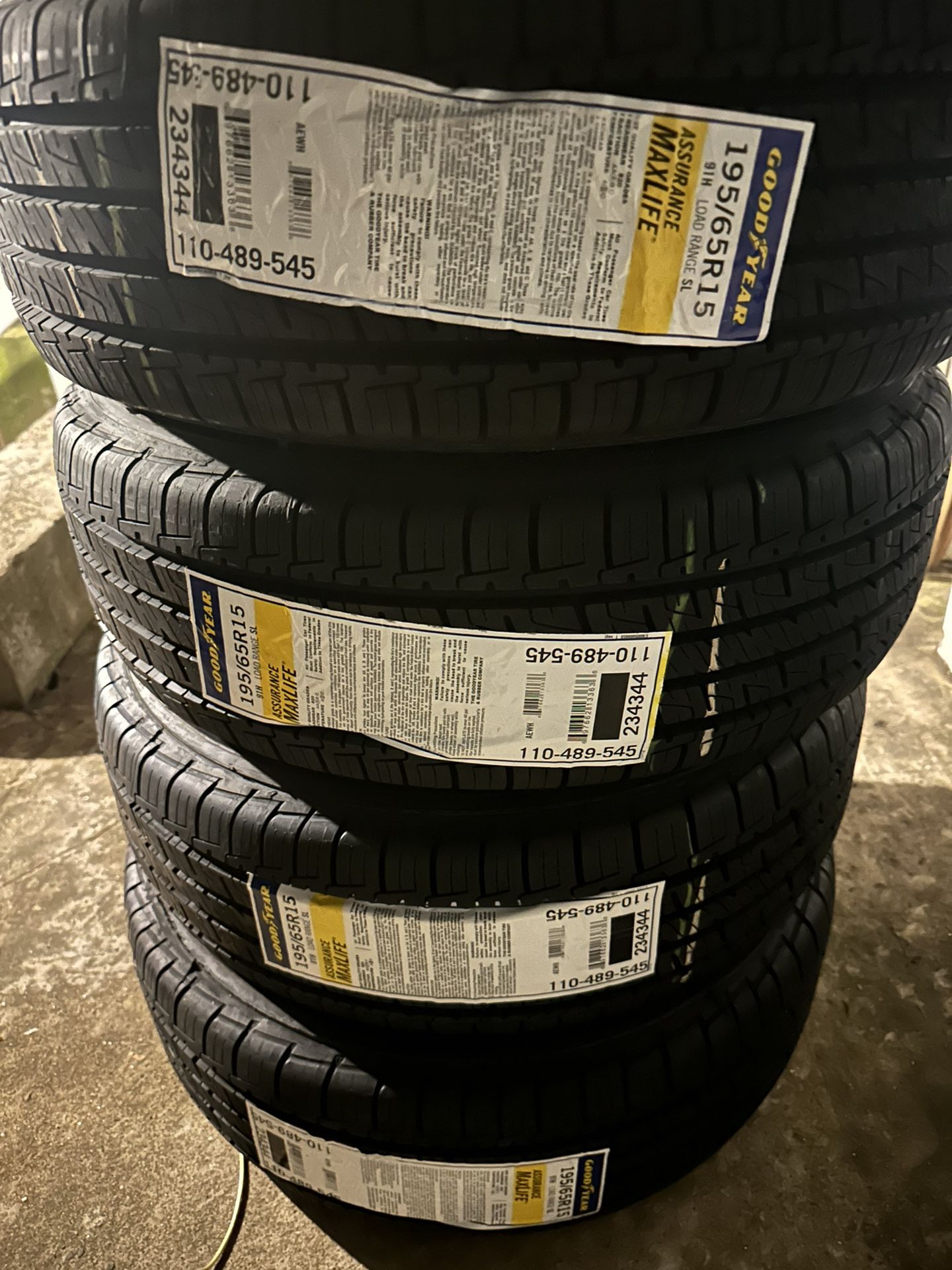 195/65R15 TIRES NEW SET OF 4