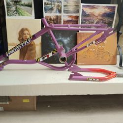 GT 89 Aggressor Frame And Fork Set Special Offer