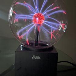 Vintage 1987 “Eye of the Storm” Plasma Lighting Globe