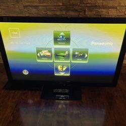 Panasonic Plasma TV 50” Inch with Blu-Ray Player and Roku