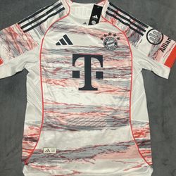 25/26 Away Bayer Múnich Size S