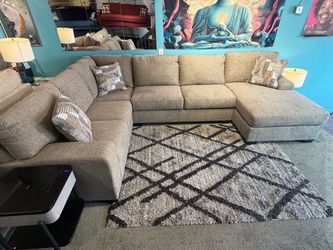 Ashley sectional — now ONLY $998! 😱