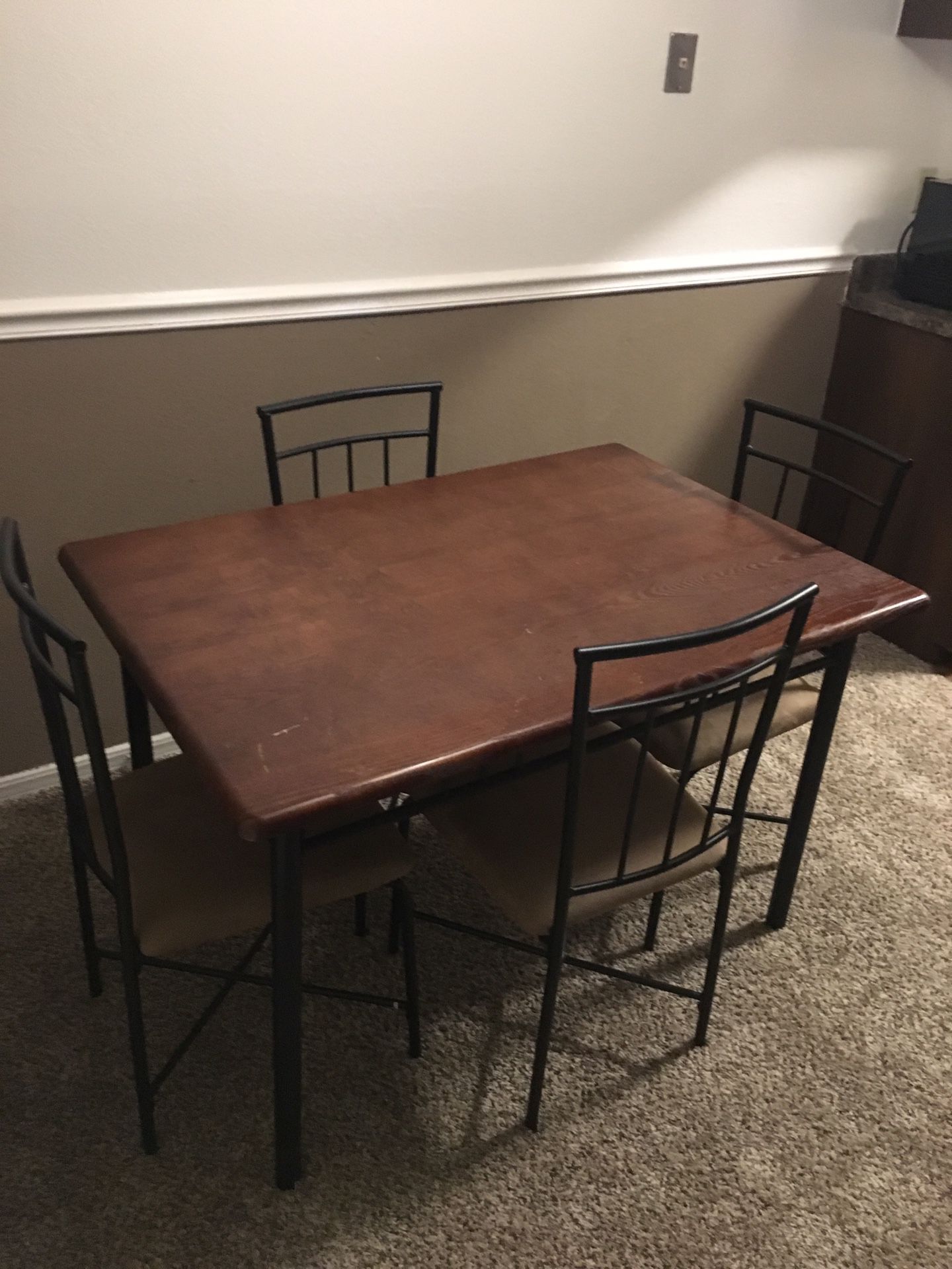 Dining room table set