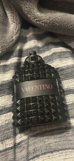 NEED GONE Valentino Uomo Born in Roma eau de toilette